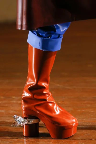 Look 8